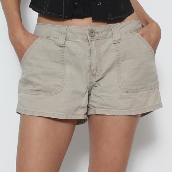 Old Navy Pants - ❤️3X20 OLD NAVY Women's Low Rise Cream Chino Shorts | 6